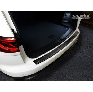 Ochranná lišta hrany kufru VW Touareg 2018- (carbon)