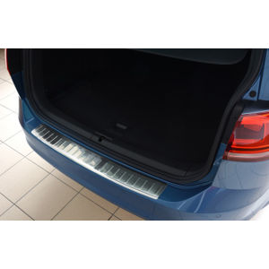 Ochranná lišta hrany kufru VW Golf VII. 2013-2017 (combi)