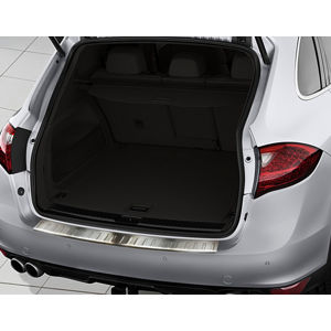 Ochranná lišta hrany kufru Porsche Cayenne 2010-2014