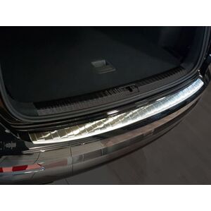 Ochranná lišta hrany kufru Audi Q3 2018- (matná)