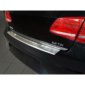 Ochranná lišta hrany kufru VW Passat B7 2011-2015 (sedan)