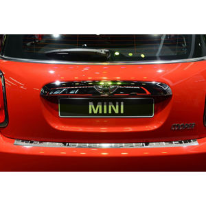 Ochranná lišta hrany kufru Mini Cooper 2014- (F57, cabrio)
