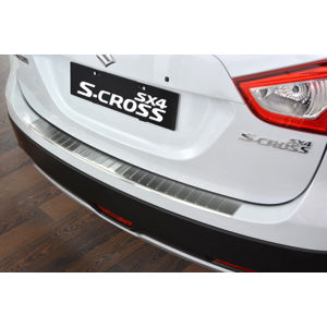 Ochranná lišta hrany kufru Suzuki SX4 S-Cross 2013-